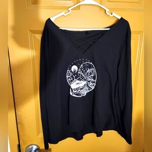 SHEIN Womens Graphic Black & White Long Sleeve Tee Size 4XL